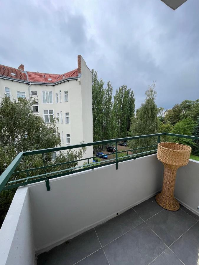 Bright: Flat With Balcony - Kitchen - Free Parking Apartment Berlin Luaran gambar